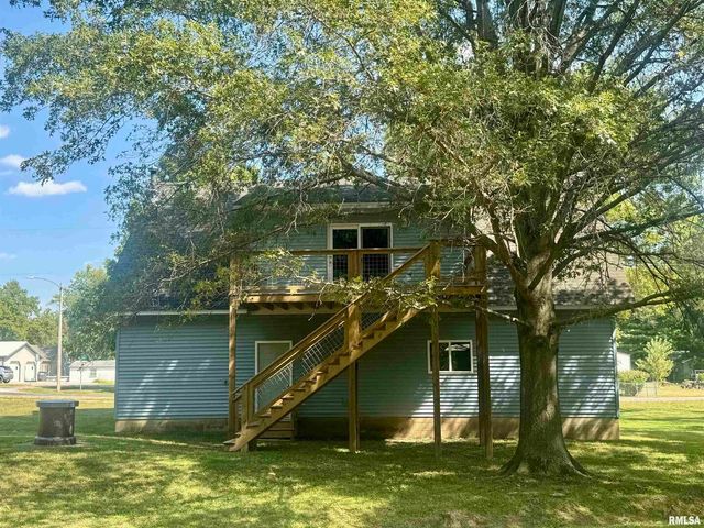 602 S 4TH Street, Dahlgren, IL 62828