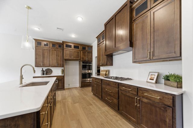 3 E Via Roma St, Wichita, KS 67230