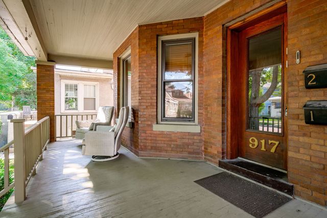 917 Wenonah Avenue 2, Oak Park, IL 60304