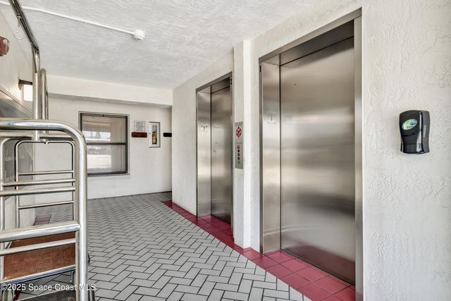 7400 Ridgewood Avenue 208, Cape Canaveral, FL 32920