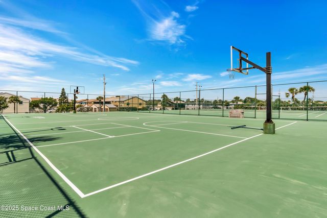 7400 Ridgewood Avenue 208, Cape Canaveral, FL 32920