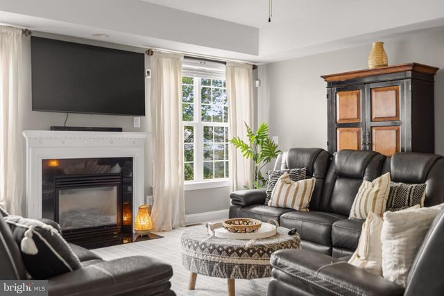 4308 GEORGE FRYE CIR, Woodbridge, VA 22193