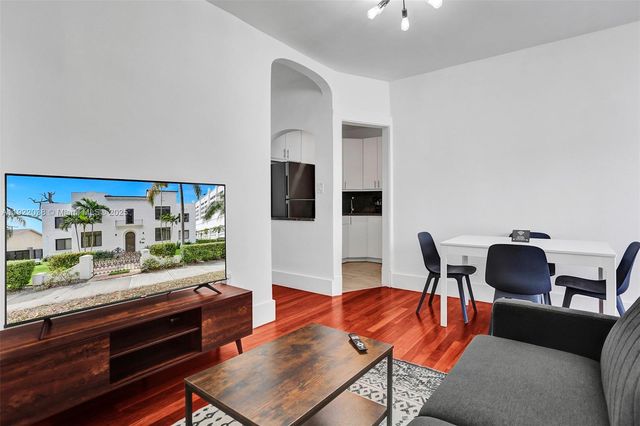 1656 Polk St 3, Hollywood, FL 33020