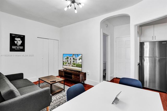 1656 Polk St 3, Hollywood, FL 33020