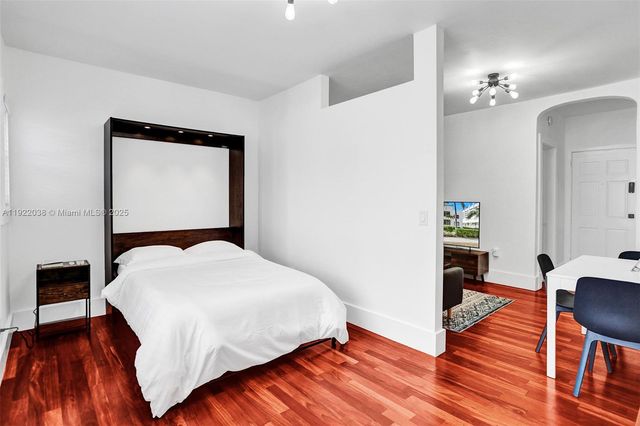 1656 Polk St 3, Hollywood, FL 33020