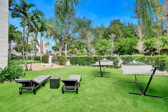 1656 Polk St 3, Hollywood, FL 33020