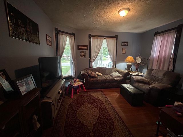 1107 Danville Avenue, Crawfordsville, IN 47933