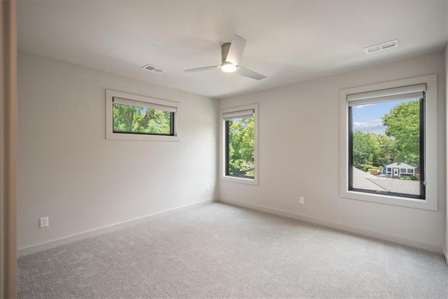 2705 W 74th Street, Prairie Village, KS 66208