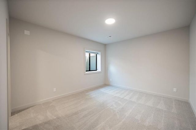2705 W 74th Street, Prairie Village, KS 66208