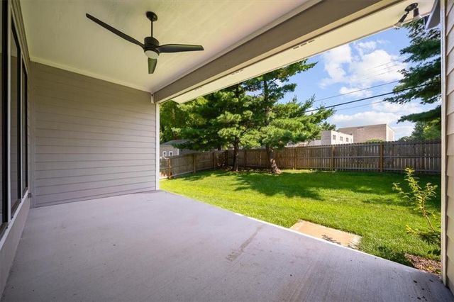 2705 W 74th Street, Prairie Village, KS 66208