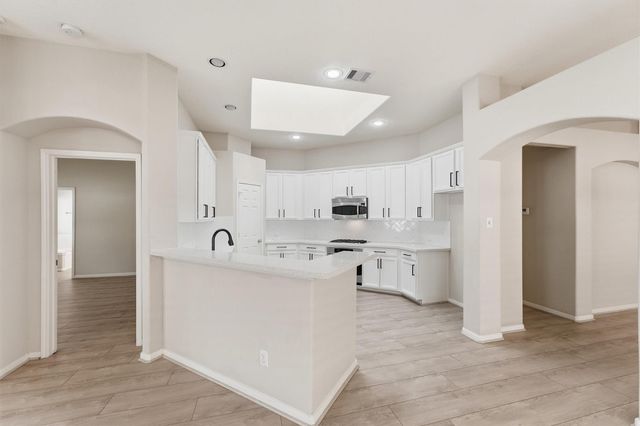 11422 English Rose Trail, Missouri City, TX 77459