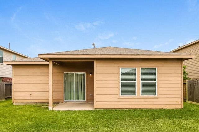 7003 Orchid Street, Baytown, TX 77521
