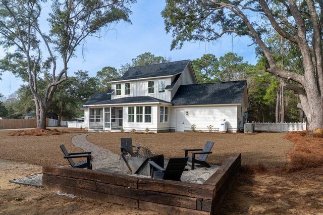 5209 Seewee Road, Awendaw, SC 29429