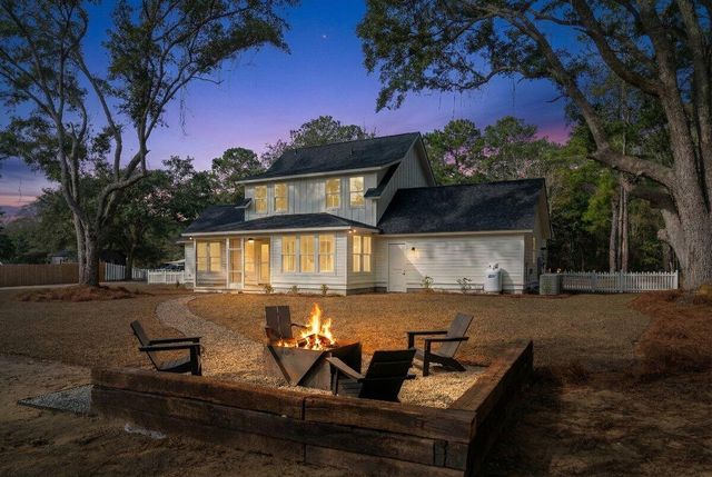 5209 Seewee Road, Awendaw, SC 29429