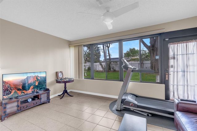 7516 CHAPELHILL DRIVE, Orlando, FL 32819