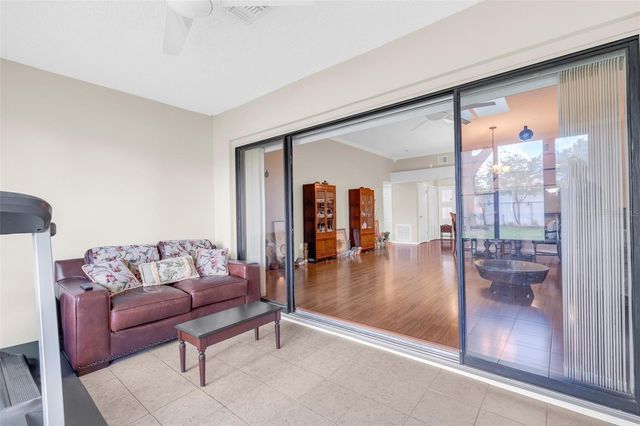 7516 CHAPELHILL DRIVE, Orlando, FL 32819
