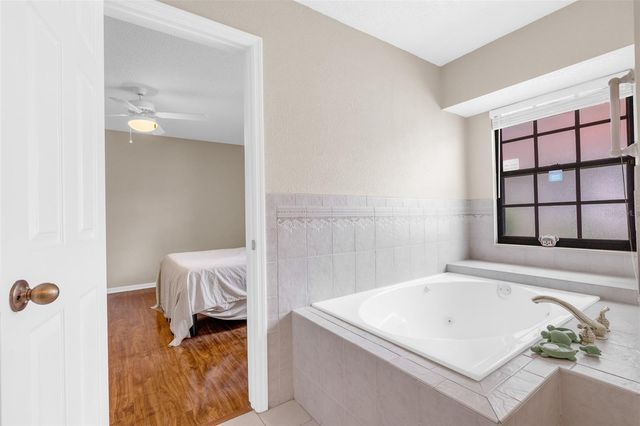 7516 CHAPELHILL DRIVE, Orlando, FL 32819