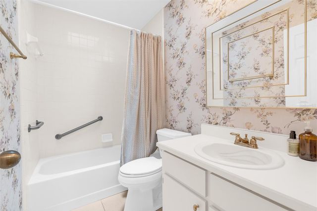 7516 CHAPELHILL DRIVE, Orlando, FL 32819