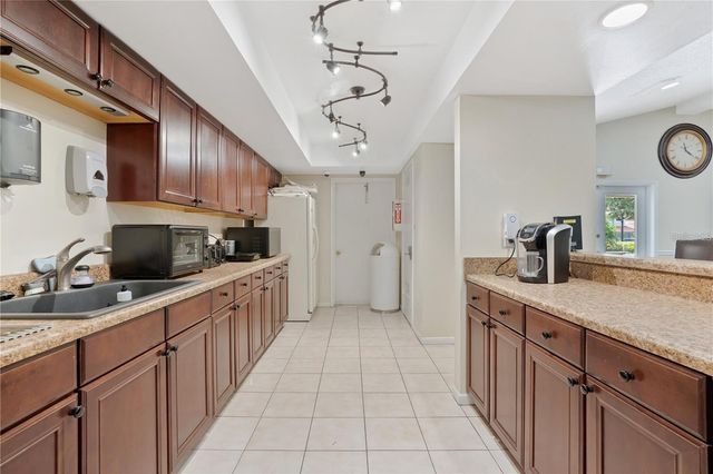 7516 CHAPELHILL DRIVE, Orlando, FL 32819