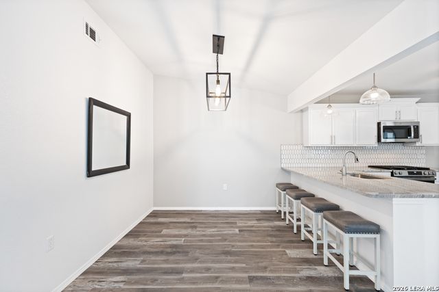 5582 Kissing Oak St., San Antonio, TX 78247