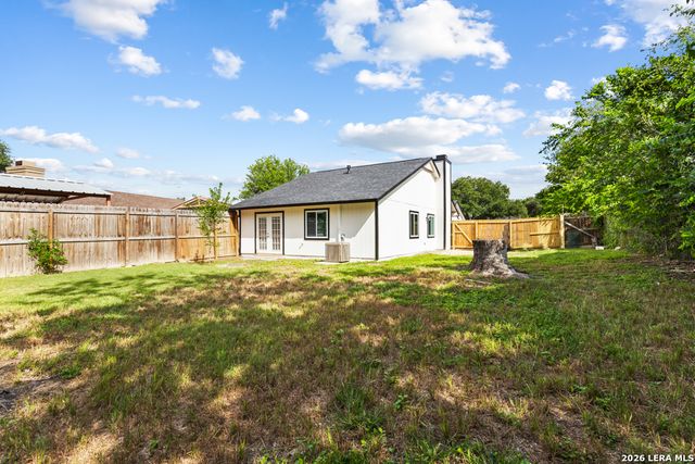 5582 Kissing Oak St., San Antonio, TX 78247