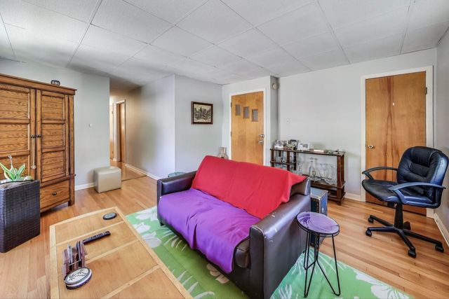 1008 Lathrop Avenue, Forest Park, IL 60130