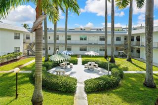 6211 SW 37th Street 212, Davie, FL 33314
