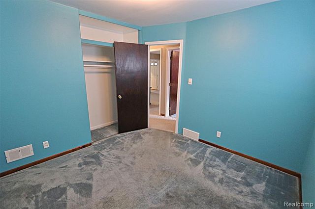 30261 Westfield Street, Livonia, MI 48150