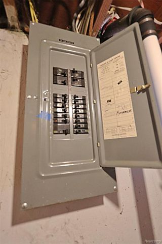 30261 Westfield Street, Livonia, MI 48150