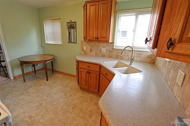 30261 Westfield Street, Livonia, MI 48150