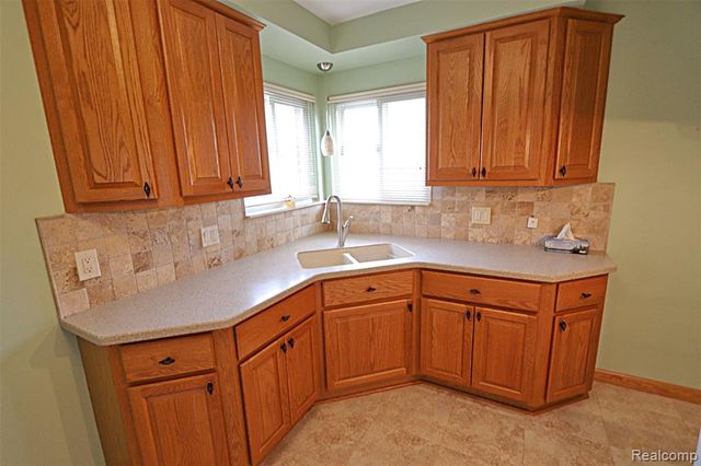 30261 Westfield Street, Livonia, MI 48150