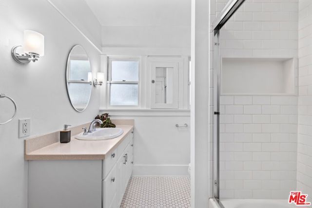 910 N Bushnell Avenue, Alhambra, CA 91801