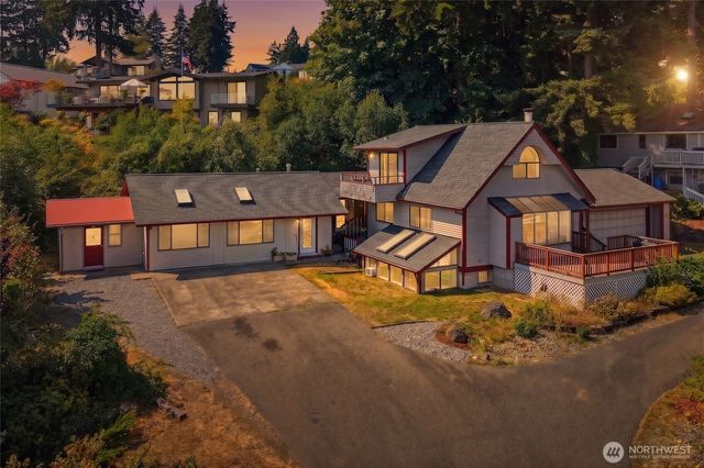9106 Peacock Hill Avenue, Gig Harbor, WA 98332