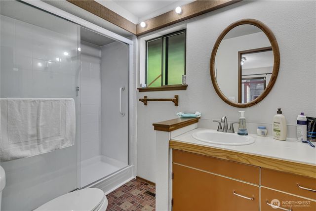 9106 Peacock Hill Avenue, Gig Harbor, WA 98332
