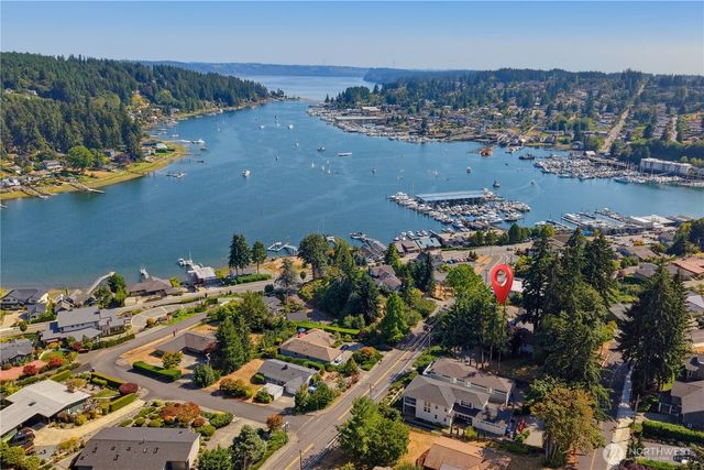 9106 Peacock Hill Avenue, Gig Harbor, WA 98332