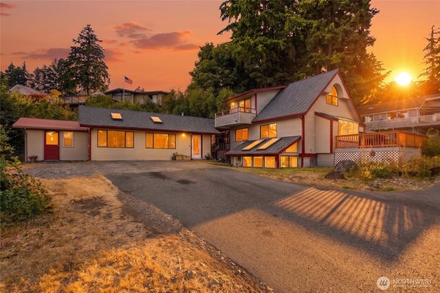9106 Peacock Hill Avenue, Gig Harbor, WA 98332
