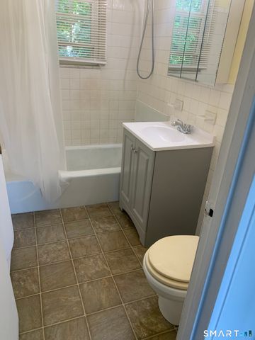 93 Sigwin Drive 93, Wallingford, CT 06492