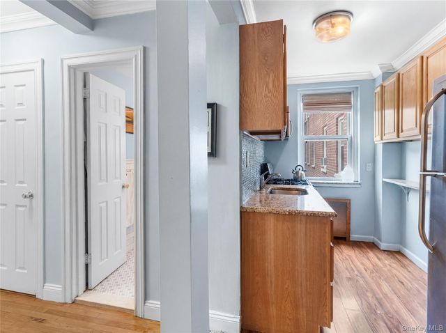 755 Bronx River Rd 4B, Bronxville, NY 10708