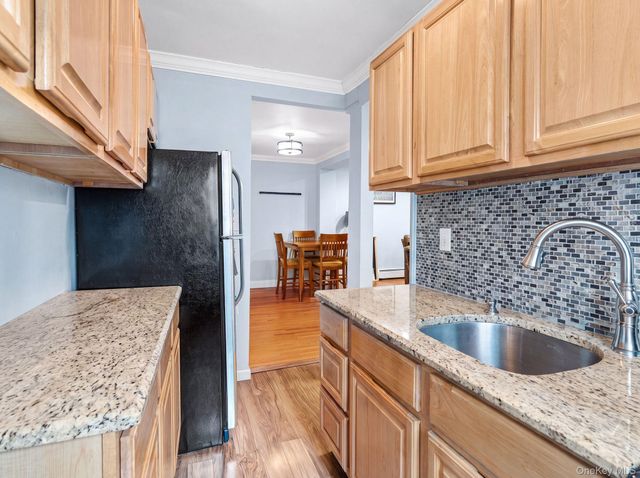 755 Bronx River Rd 4B, Bronxville, NY 10708