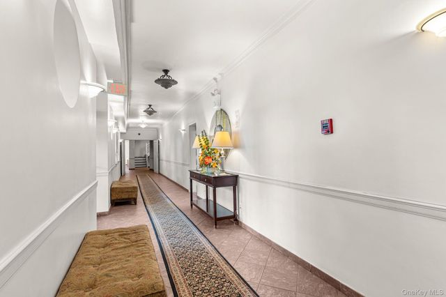 755 Bronx River Rd 4B, Bronxville, NY 10708
