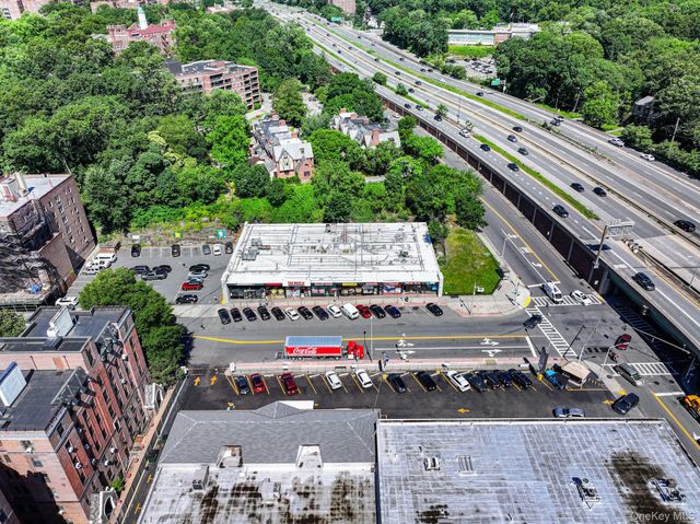755 Bronx River Rd 4B, Bronxville, NY 10708