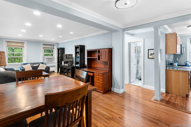 755 Bronx River Rd 4B, Bronxville, NY 10708