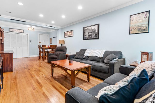 755 Bronx River Rd 4B, Bronxville, NY 10708