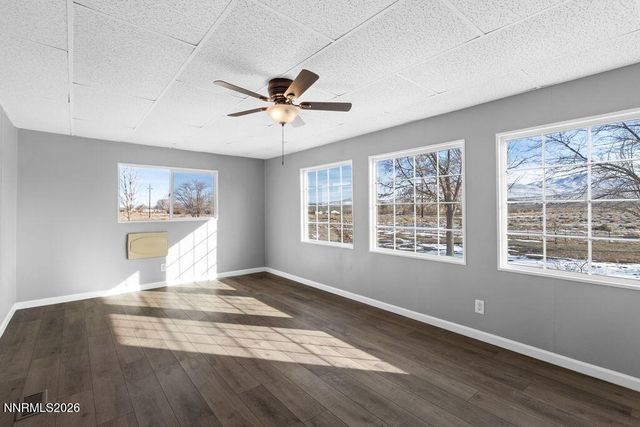 4900 Park Street, Silver Springs, NV 89429