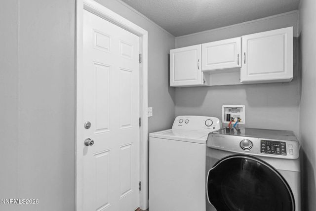 4900 Park Street, Silver Springs, NV 89429