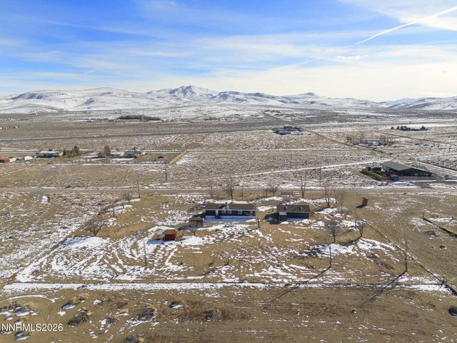 4900 Park Street, Silver Springs, NV 89429