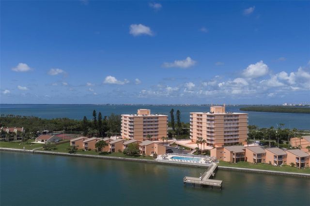 7430 SUNSHINE SKYWAY LANE S 405, St Petersburg, FL 33711