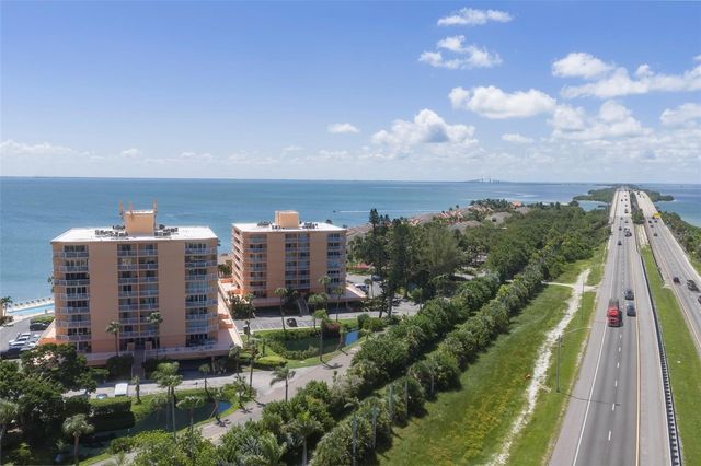 7430 SUNSHINE SKYWAY LANE S 405, St Petersburg, FL 33711