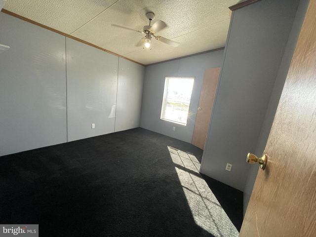 57-B TWIN MAPLES PARK, Myerstown, PA 17067