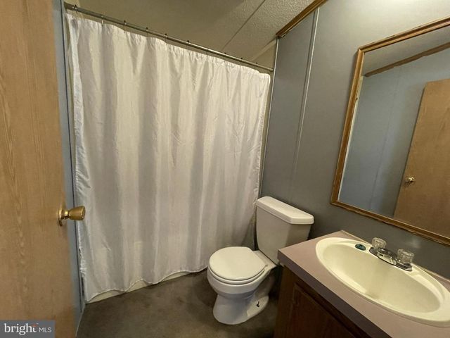57-B TWIN MAPLES PARK, Myerstown, PA 17067
